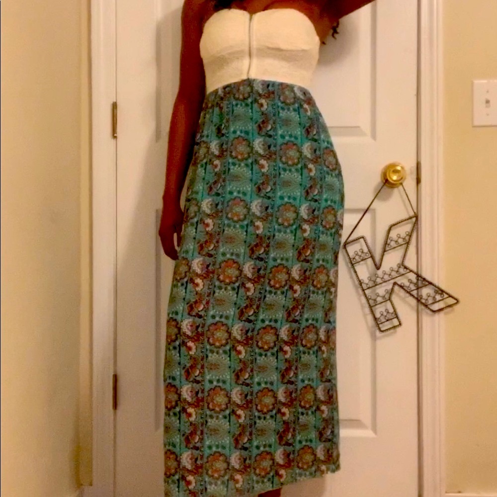 Strapless dress